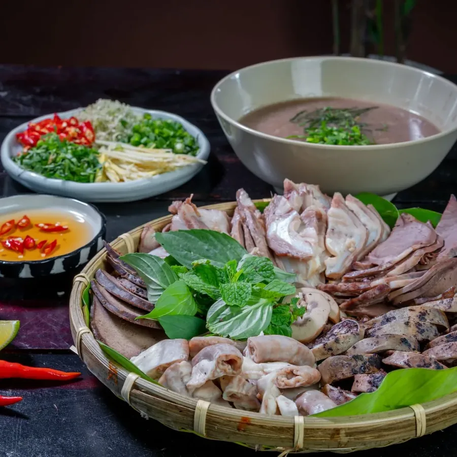 Lẩu chua cay